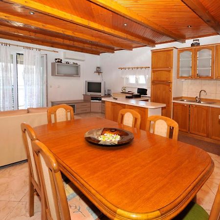 Apartman Elena Трогір Екстер'єр фото