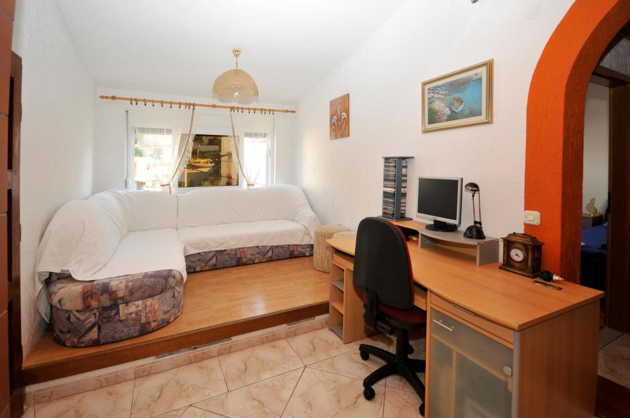 Apartman Elena Трогір Екстер'єр фото