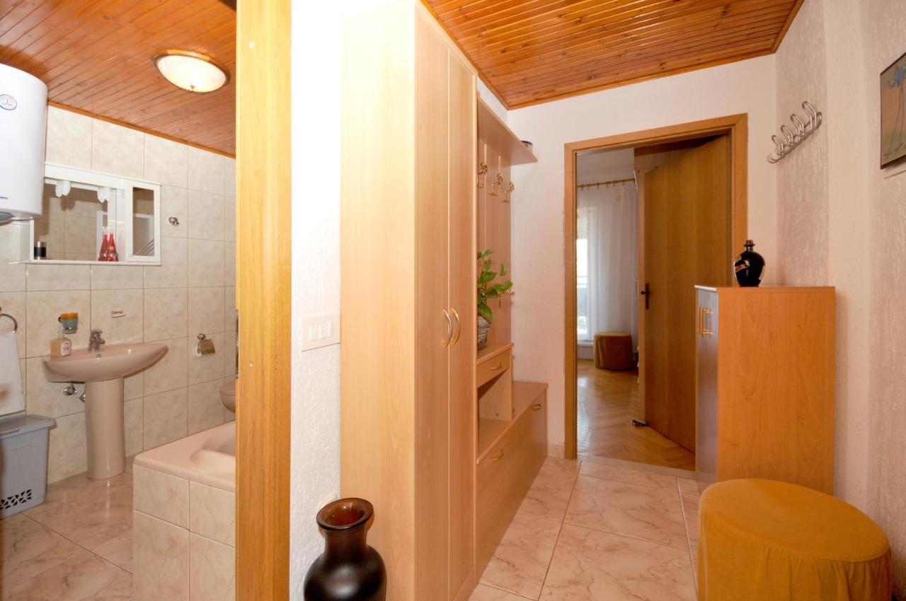 Apartman Elena Трогір Екстер'єр фото