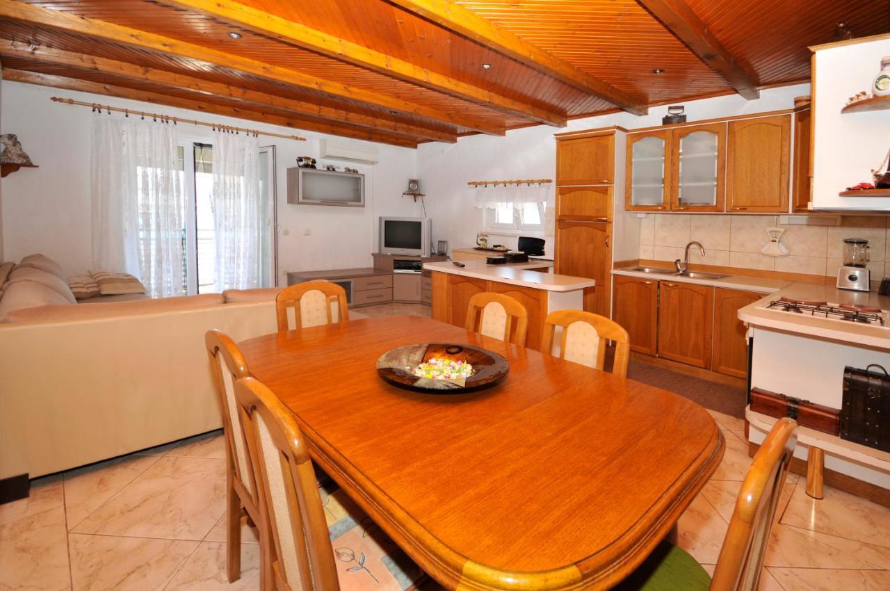 Apartman Elena Трогір Екстер'єр фото